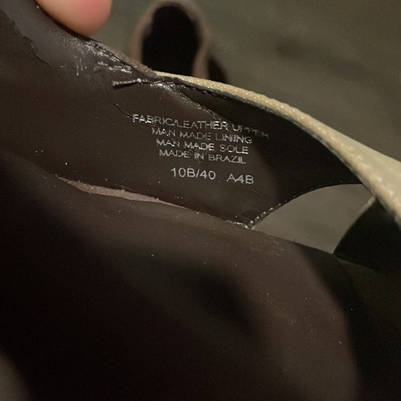 Unique BCBG Platform Heels Sz 10 NWT - Picture 11 of 11